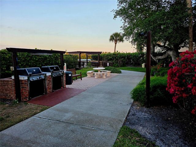 6266 MIDNIGHT PASS ROAD 404, Sarasota, FL 34242