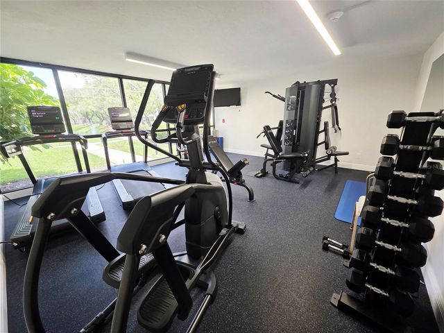 6266 MIDNIGHT PASS ROAD 404, Sarasota, FL 34242