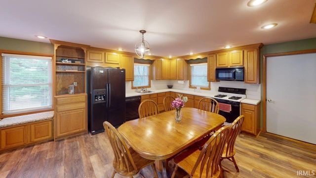 2176 E Greener Road, Jasper, IN 47546