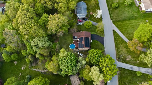 29 Hillview Drive, Poughkeepsie, NY 12603