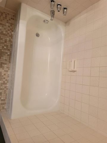 1216 KENNEDY ROAD 4, Daytona Beach, FL 32117