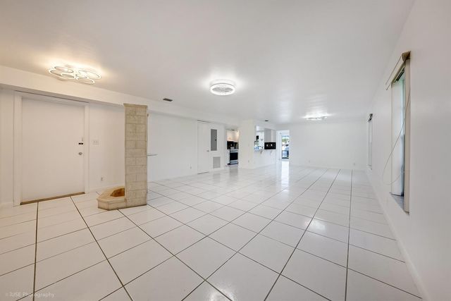2141 SW 23rd Avenue, Fort Lauderdale, FL 33312