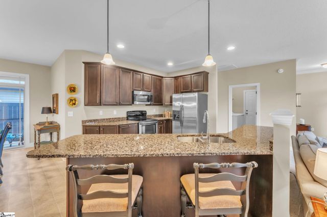 21 Dolerite Drive, Taylors, SC 29687