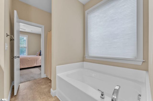 21 Dolerite Drive, Taylors, SC 29687