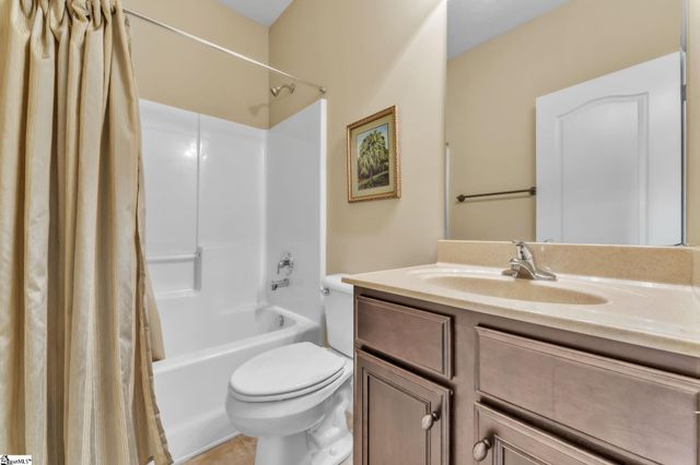 21 Dolerite Drive, Taylors, SC 29687