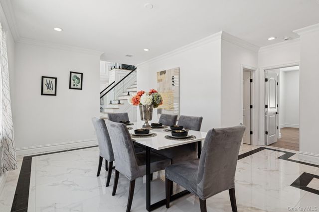 52 Cortland Avenue, Hicksville, NY 11801