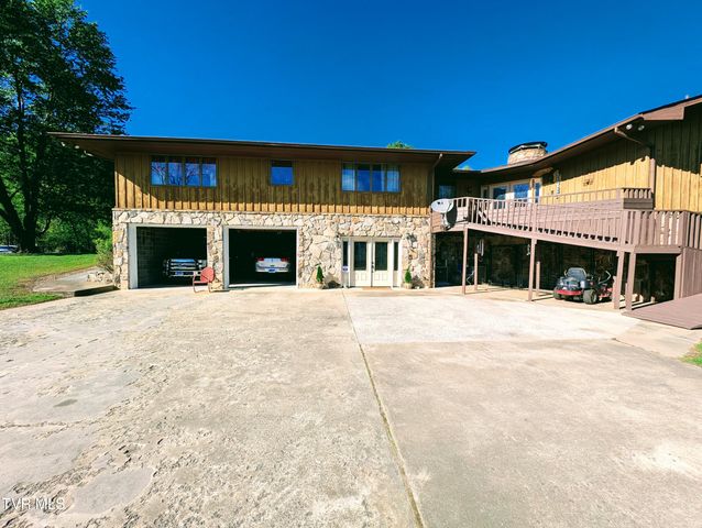 9404 Clintwood Highway, Pound, VA 24279