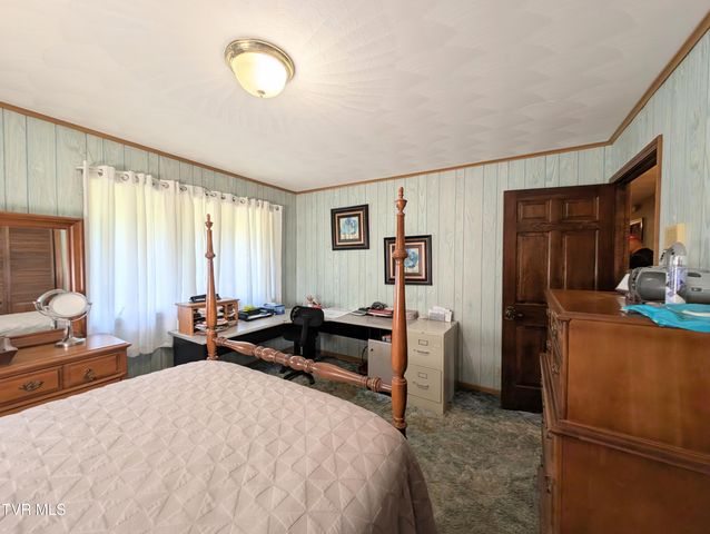 9404 Clintwood Highway, Pound, VA 24279