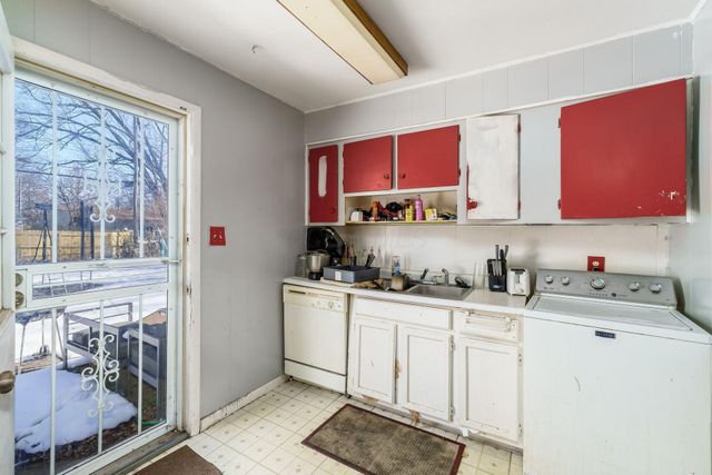 1492 Burlington Avenue, Columbus, OH 43227