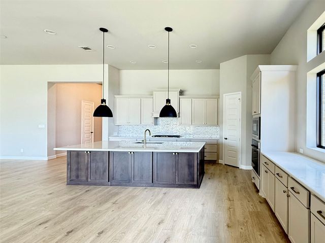 8710 Incandesce Rise Drive, Richmond, TX 77406