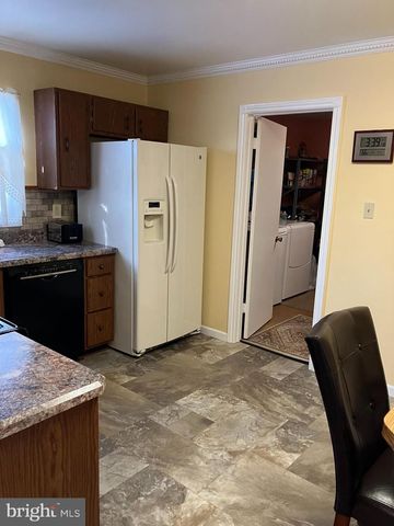 2883 CHIPPEWA ST, Bryans Road, MD 20616