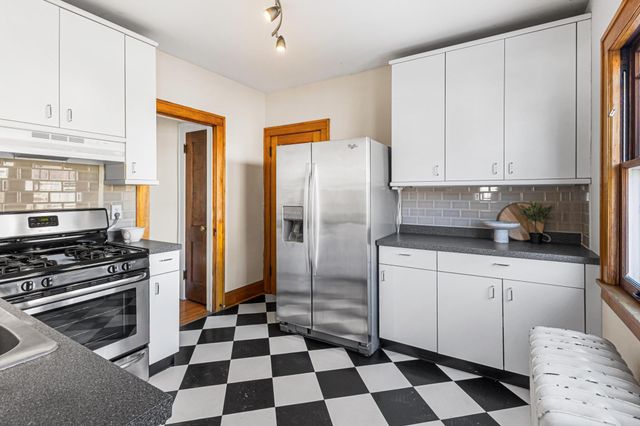 5000 Newton Avenue S, Minneapolis, MN 55419