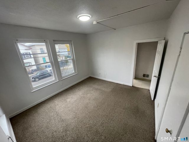 86 Spring Street, New Haven, CT 06516