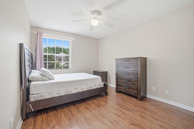 10682 NW 48TH Street, Coral Springs, FL 33076