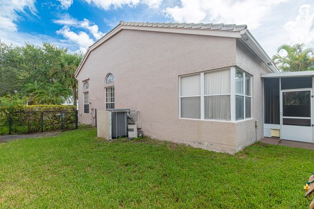 10682 NW 48TH Street, Coral Springs, FL 33076