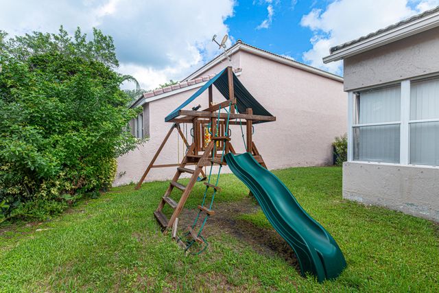 10682 NW 48TH Street, Coral Springs, FL 33076