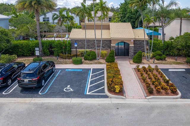 10682 NW 48TH Street, Coral Springs, FL 33076
