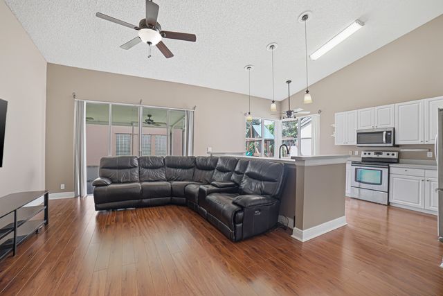 10682 NW 48TH Street, Coral Springs, FL 33076