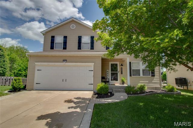 6811 Beall Court, Godfrey, IL 62035