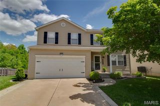 6811 Beall Court, Godfrey, IL 62035