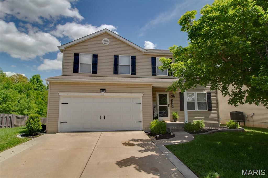 6811 Beall Court, Godfrey, IL 62035