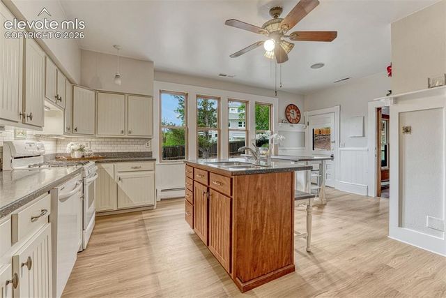 728 W Kiowa Street, Colorado Springs, CO 80905