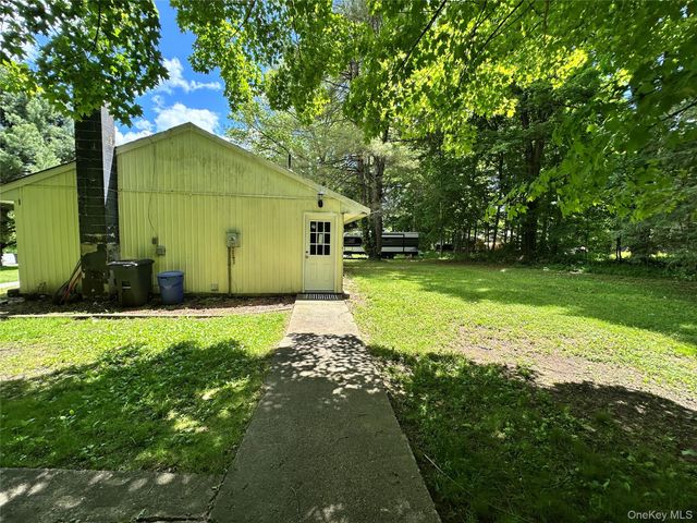 2 Forest Drive, Wurtsboro, NY 12790