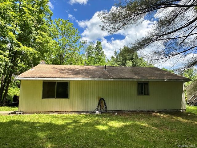 2 Forest Drive, Wurtsboro, NY 12790