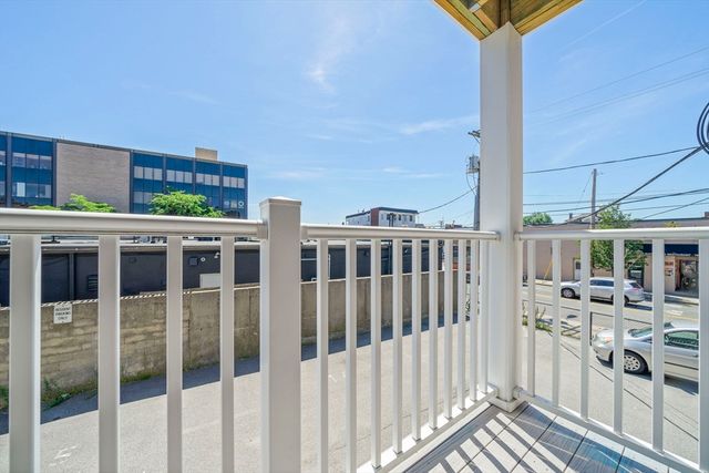 7 Park Ave 23, Revere, MA 02151