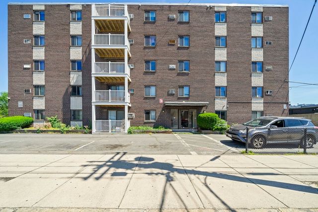 7 Park Ave 23, Revere, MA 02151