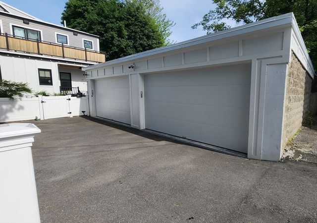 16 Walker St 16, Medford, MA 02155