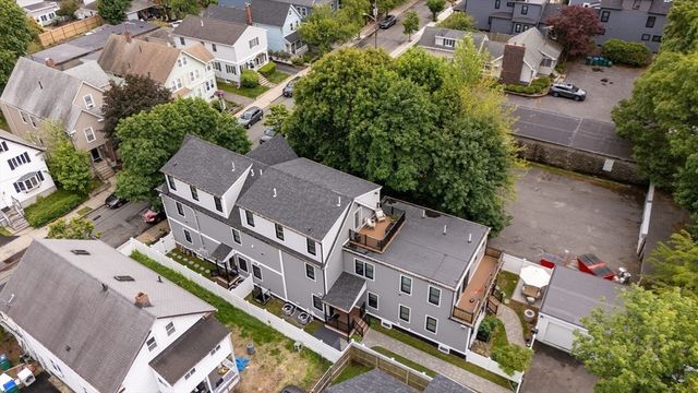 16 Walker St 16, Medford, MA 02155