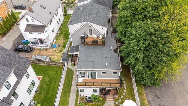 16 Walker St 16, Medford, MA 02155