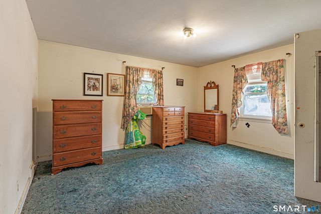 38 Fleetwood Drive, Waterbury, CT 06706