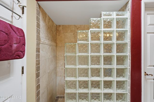 190 W Greer Lane, Tucson, AZ 85704