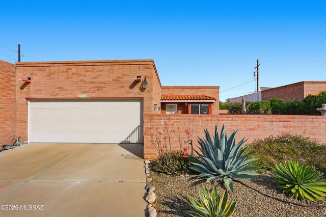 190 W Greer Lane, Tucson, AZ 85704