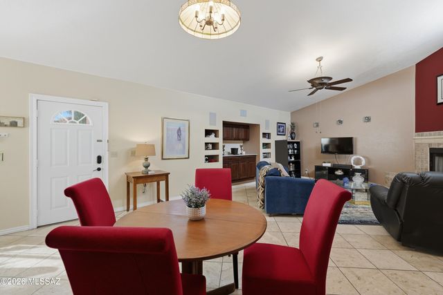 190 W Greer Lane, Tucson, AZ 85704