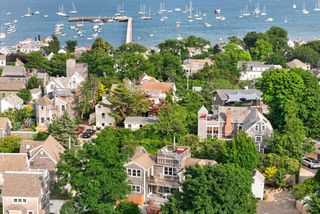 17 Carnes Lane Unit 2, Provincetown, MA 02657