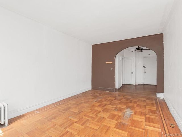 2081 Cruger Avenue 4C, Bronx, NY 10462