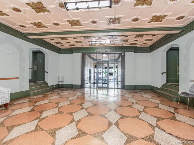 2081 Cruger Avenue 4C, Bronx, NY 10462