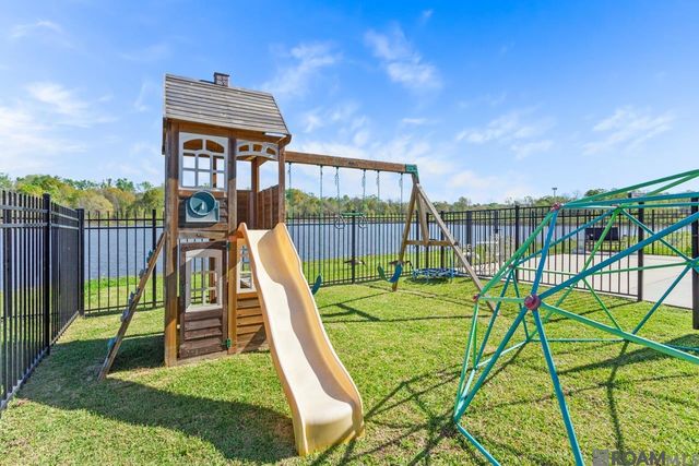 12849 Great Tern Ave, Saint George, LA 70810