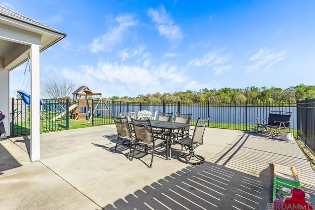 12849 Great Tern Ave, Saint George, LA 70810