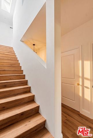 9061 Nemo Street B, West Hollywood, CA 90069