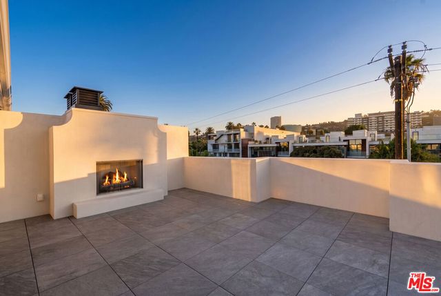 9061 Nemo Street B, West Hollywood, CA 90069