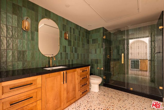 9061 Nemo Street B, West Hollywood, CA 90069