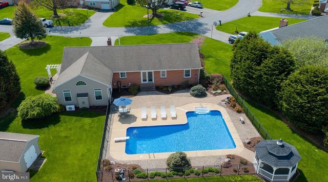 1973 DREXEL AVE, Lancaster, PA 17602