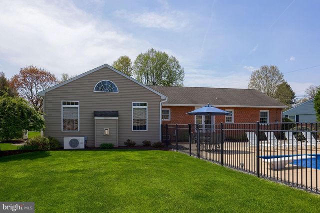 1973 DREXEL AVE, Lancaster, PA 17602