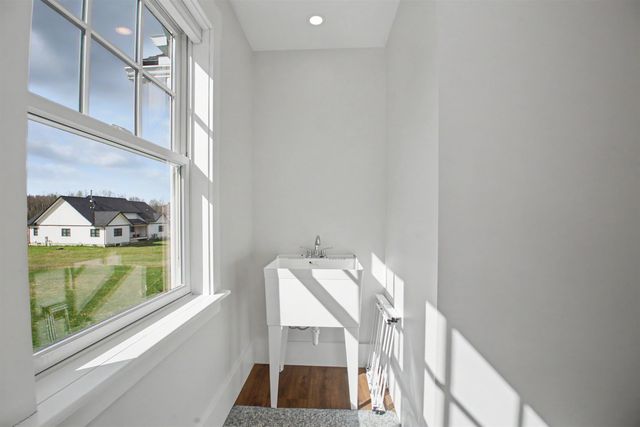 241 Maple Basin Lane, Jericho, VT 05465