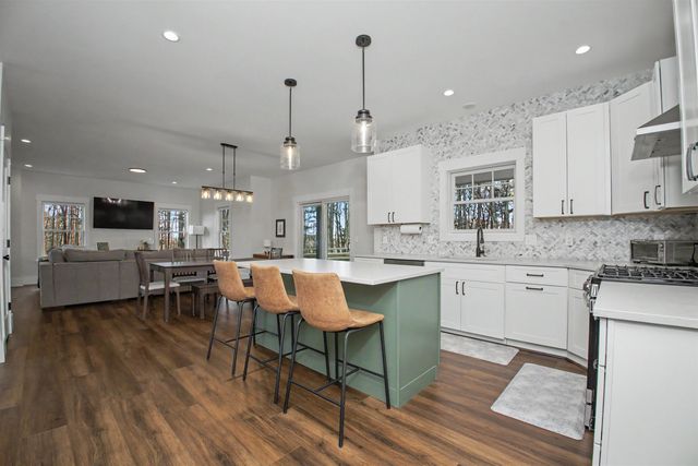 241 Maple Basin Lane, Jericho, VT 05465