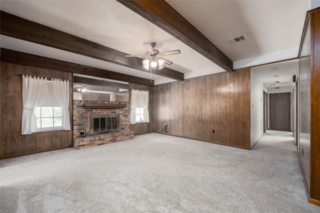 5821 Russell Lane Lane, Baytown, TX 77521